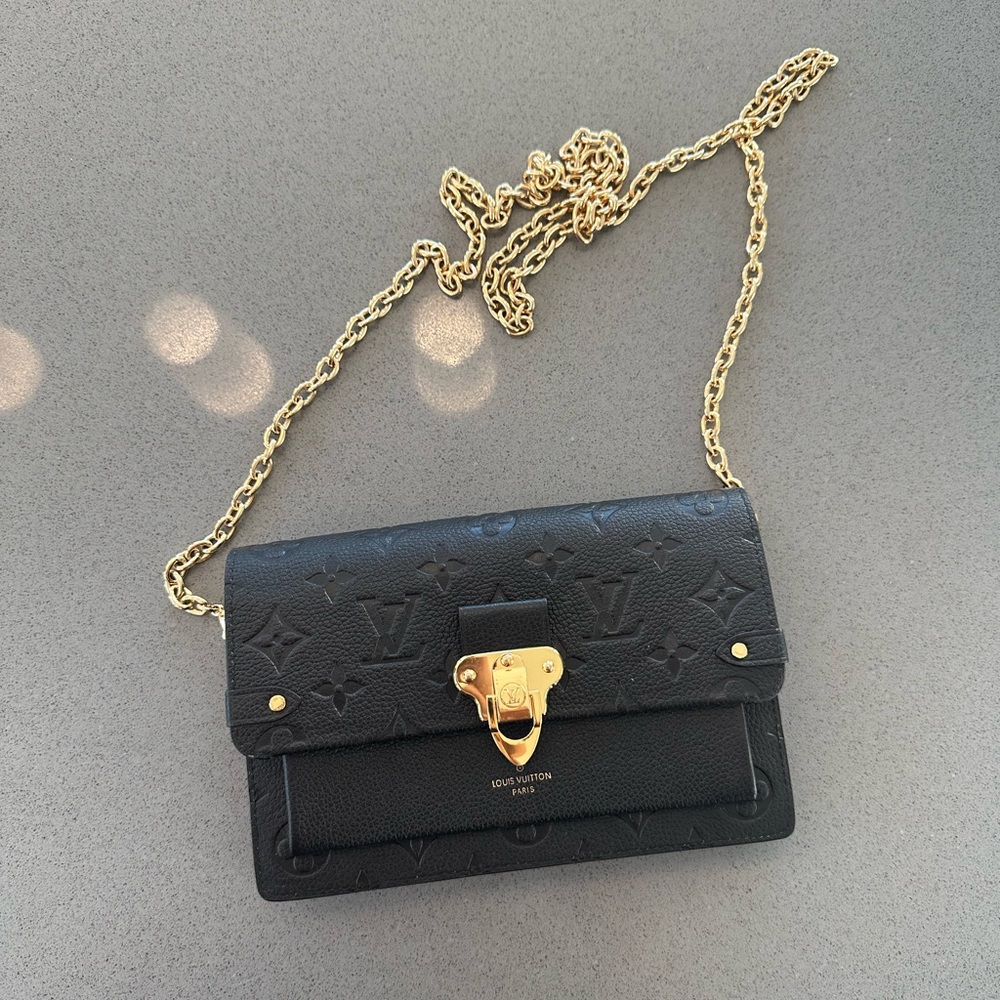 AUTHENTIC Louis Vuitton Vavin Chain Wallet - Black, Monogram Empreinte Leather